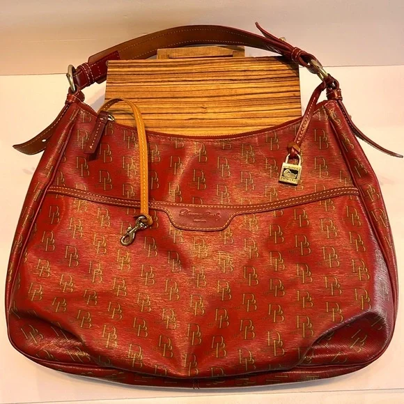 Dooney & Bourke Limited Edition 1975 Red /Burgundy Dillen Belvedere Hobo  Bag - Picture 3 of 13